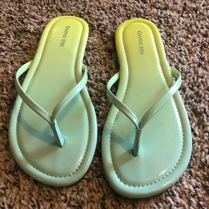 NEW! Gianni Bono sandals size 9